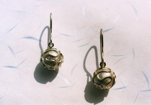 White gold earrings